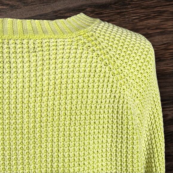 Central Park West Chartreuse Sweater Sz M Oversized Short Boxy Fit 100% Cotton - Picture 7 of 9